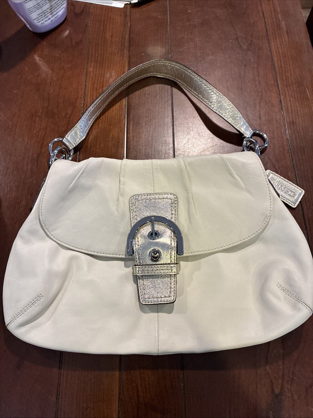 Coach Soho Flap Shoulder Bag Cream & Gold Leather Y2K Soho Pleated Purse F17217